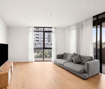 FURNISHED Modern Living at Tallawong Village - Photo 1