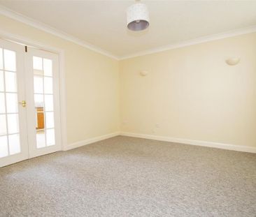 3 bedroom detached house to rent - Photo 1