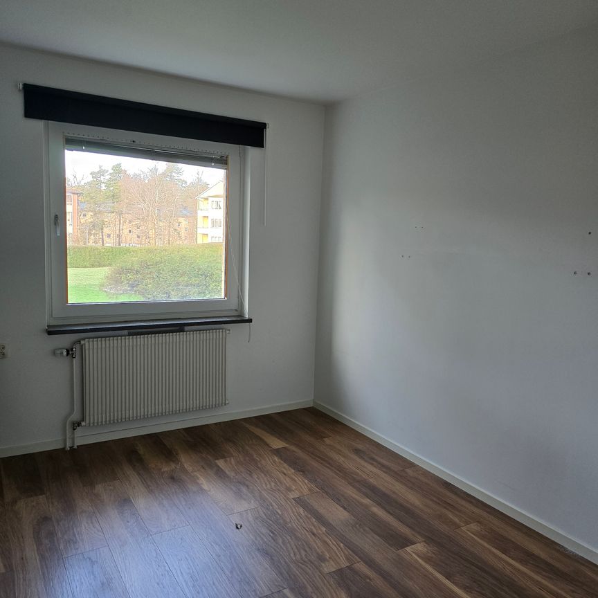 Hammarvägen, Järfälla - Photo 1