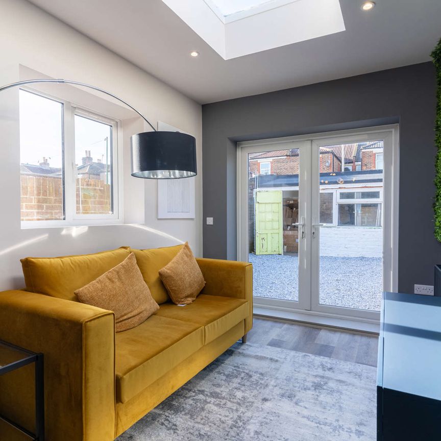 Belgravia Road Room 3 - Photo 2