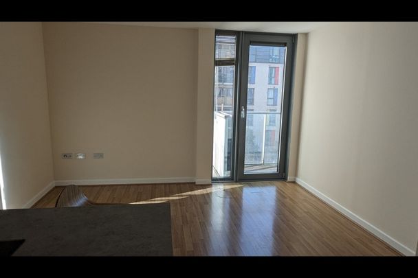 1 Bed Flat, George Hudson Tower, E15 - Photo 1