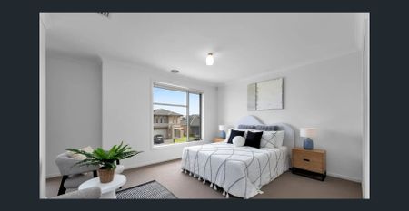 Spacious Double Storey - 4 Bedroom Family Home - Photo 3