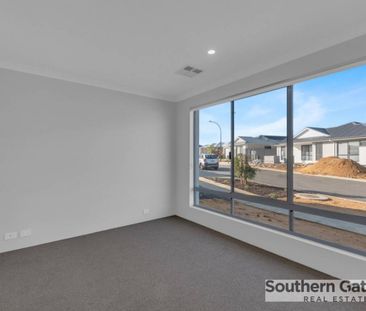 BRAND NEW LOW MAINTENANCE HOME - Photo 2