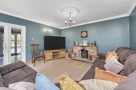 Bury St. Edmunds, Bradfield Combust - Photo 3