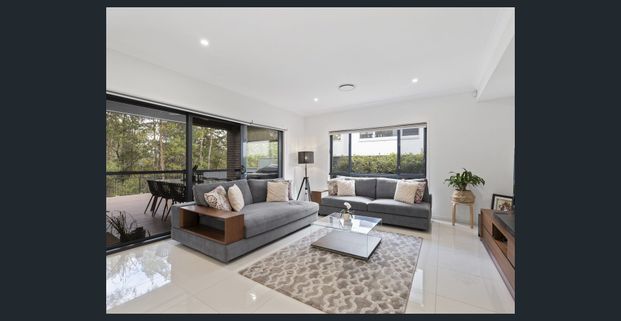 Modern Executive Living Backing Onto Pristine Bushland - Photo 1