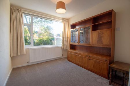 3 bedroom semi-detached house to rent - Photo 3