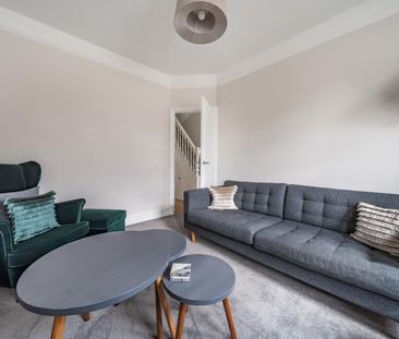 3 bedroom terraced house to rent - Photo 1