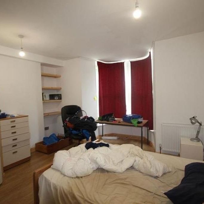 3 bedroom house share to rent - Photo 1