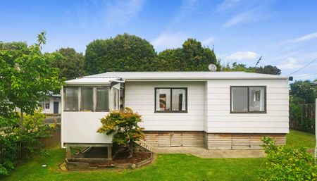 Te Atatu South - Two bedroom house - Photo 5