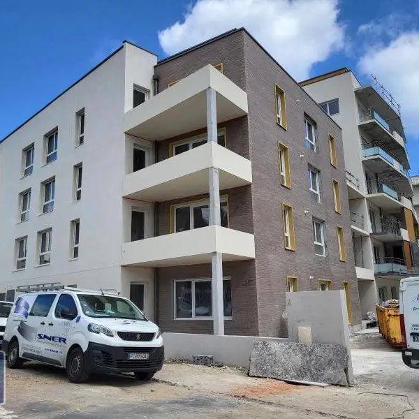 Appartement à louer 4 pièces 70.38m² - Photo 2