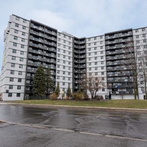 Royalton Place - Photo 2