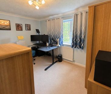 2 bedroom end of terrace house to rent - Photo 6
