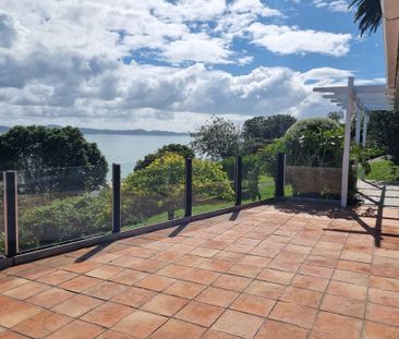 Coastal Living & Sea Views - Photo 6