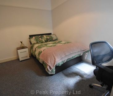 Special Cashback Offer! £100.00 - Room 2, North Avenue, Southend On... - Photo 4