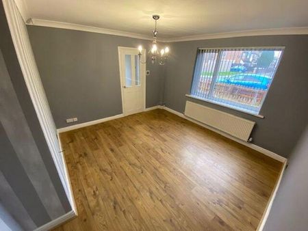 3 bedroom end of terrace house to rent - Photo 5