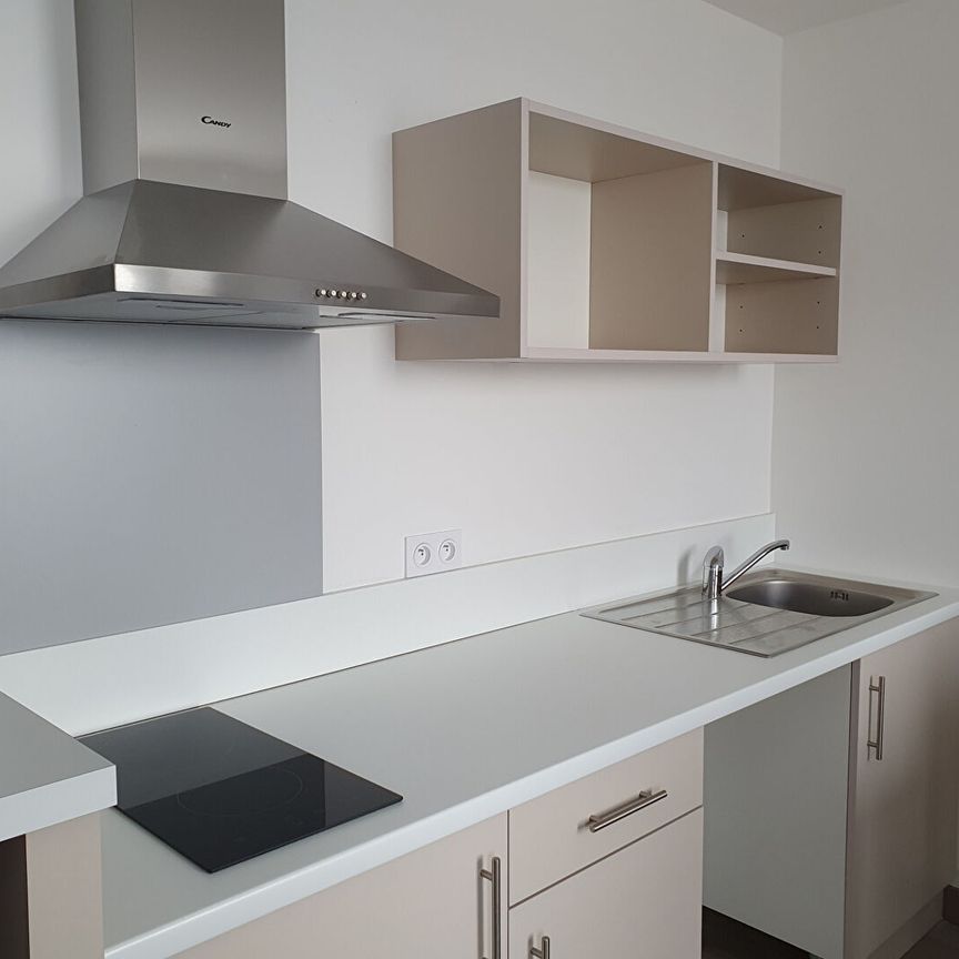 Location Appartement 1 pièce 21m² - Photo 1