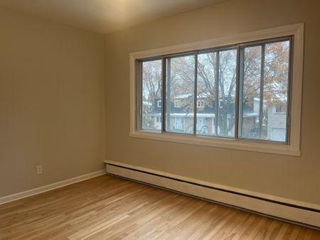 3148 Rue Marcel, Montréal (Saint-Laurent), QC H4R - Photo 2