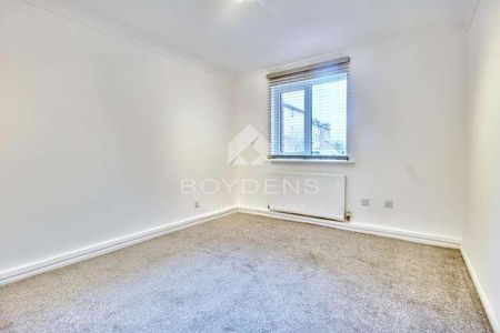 Campernell Close, Brightlingsea, Essex, CO7 - Photo 3