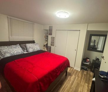 For Lease - 378 Martin Street, Milton, Ontario - Photo 5