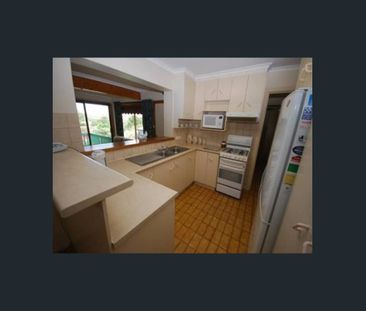 Great Family Home Offers Elevated Valley View! - Photo 5