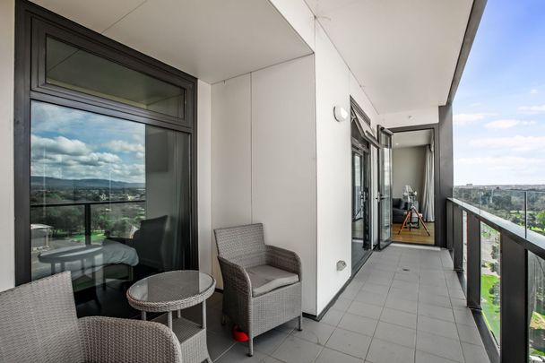 Modern City apartment with style and convenience - Photo 1