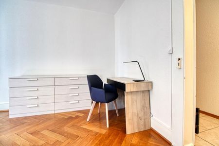 Adrienne #4 - Foto 5