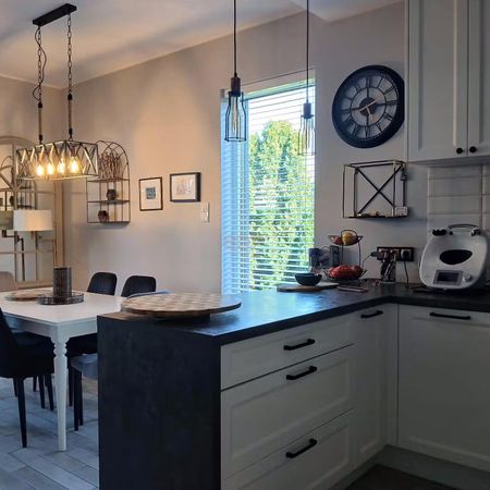 Komfort i styl – dom do wynajęcia na Maślicach - Photo 3