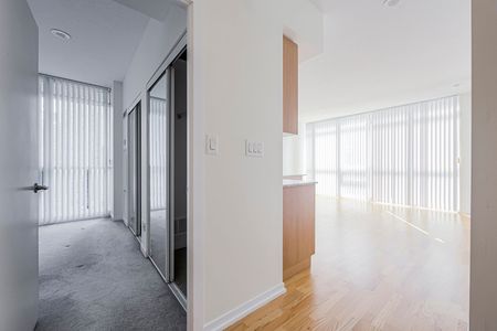 For Lease - 55 Bremner Boulevard Unit# 1707, Toronto, Ontario - Photo 3