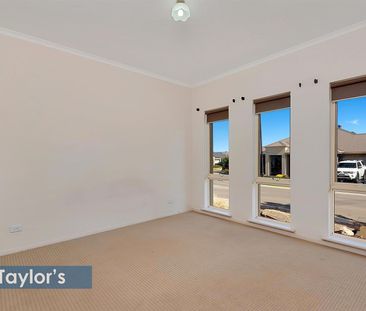 WELL-PRESENTED HOME IN AN IDEAL LOCATION - Photo 3