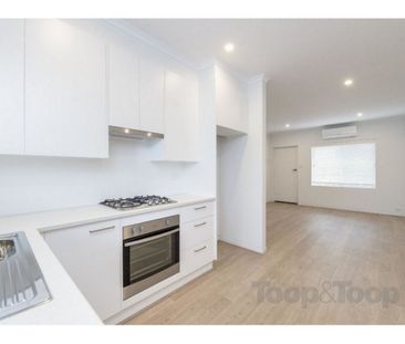 Modern Unit in Prime Location - Photo 2