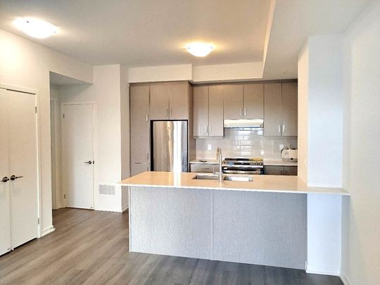 For Lease - 100 Honeycrisp Crescent Unit# 335, Vaughan, Ontario - Photo 1