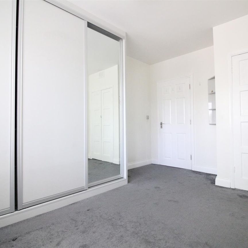Heathfield Road, London - Photo 1