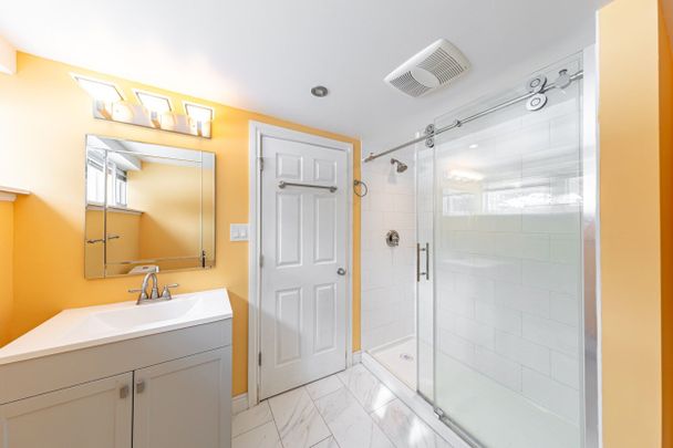 For Lease - 83 Deep Dene Drive Unit# Room, Toronto, Ontario - Photo 1