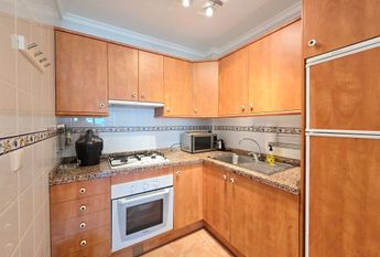 Apartment with 2 bedrooms with swimming pool LONG TERM