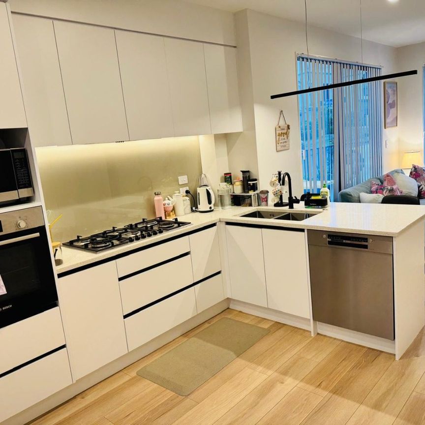 Modern four-bedroom standalone two-story home in Westgate - Photo 1