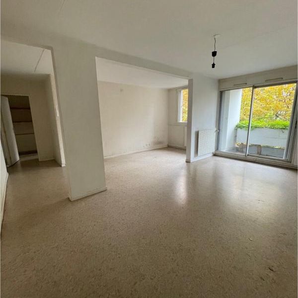 T6 de 140m² sur la place des géants à GRENOBLE 38100 - Photo 1