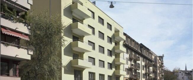 Modern 3.5-room apartment near Schaffhauserplatz - Photo 1