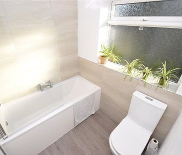 2 bedroom semi-detached house to rent - Photo 5