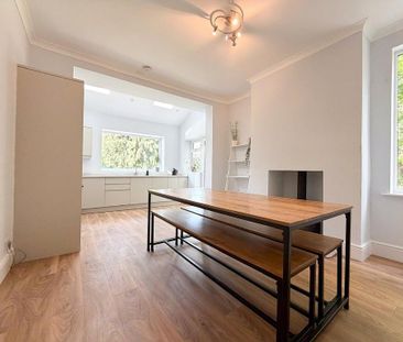 2 bedroom end of terrace house to rent - Photo 3