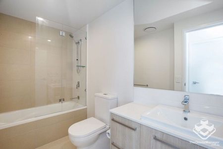 Boheme Apartments - 2 Bedroom Furnished - Photo 3