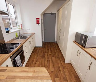6 bedroom house to rent - Photo 6