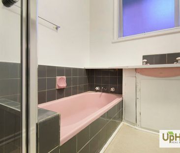 10 Rex Court, Noble Park, Vic 3174 - Photo 6