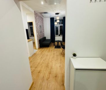 DWUPOKOJOWE mieszkanie tuż po generalnym remoncie - Photo 1