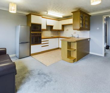 1 bedroom flat to rent - Photo 2