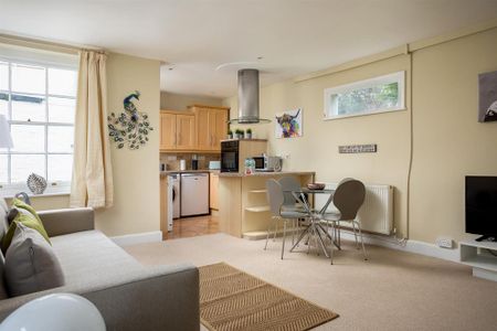 2 bedroom detached house to rent - Photo 5