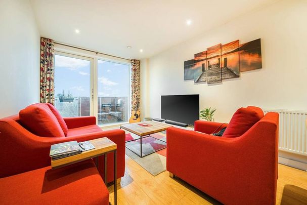1 bedroom flat to rent - Photo 1