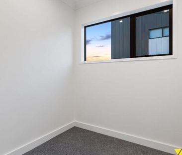 Prime Corner Unit with Extra Light - Enquire Now for a Viewing! - Photo 3