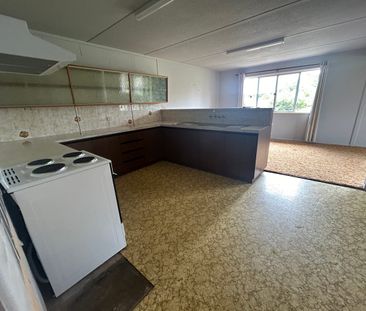 3 Bedroom home close to school - Photo 5