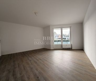 Moderne 4- Zimmerwohnung mit Balkon und Terrasse - Photo 3