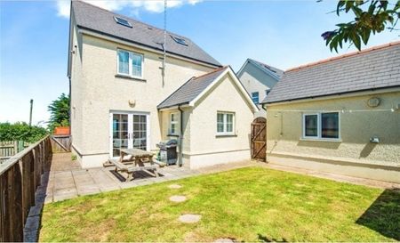 Aberporth, Cardigan, SA43 - Photo 2